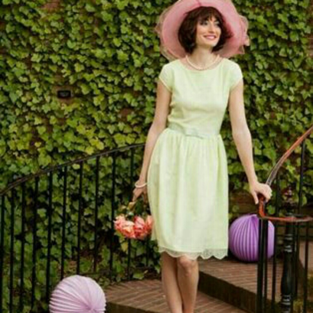 Vintage style lace dress